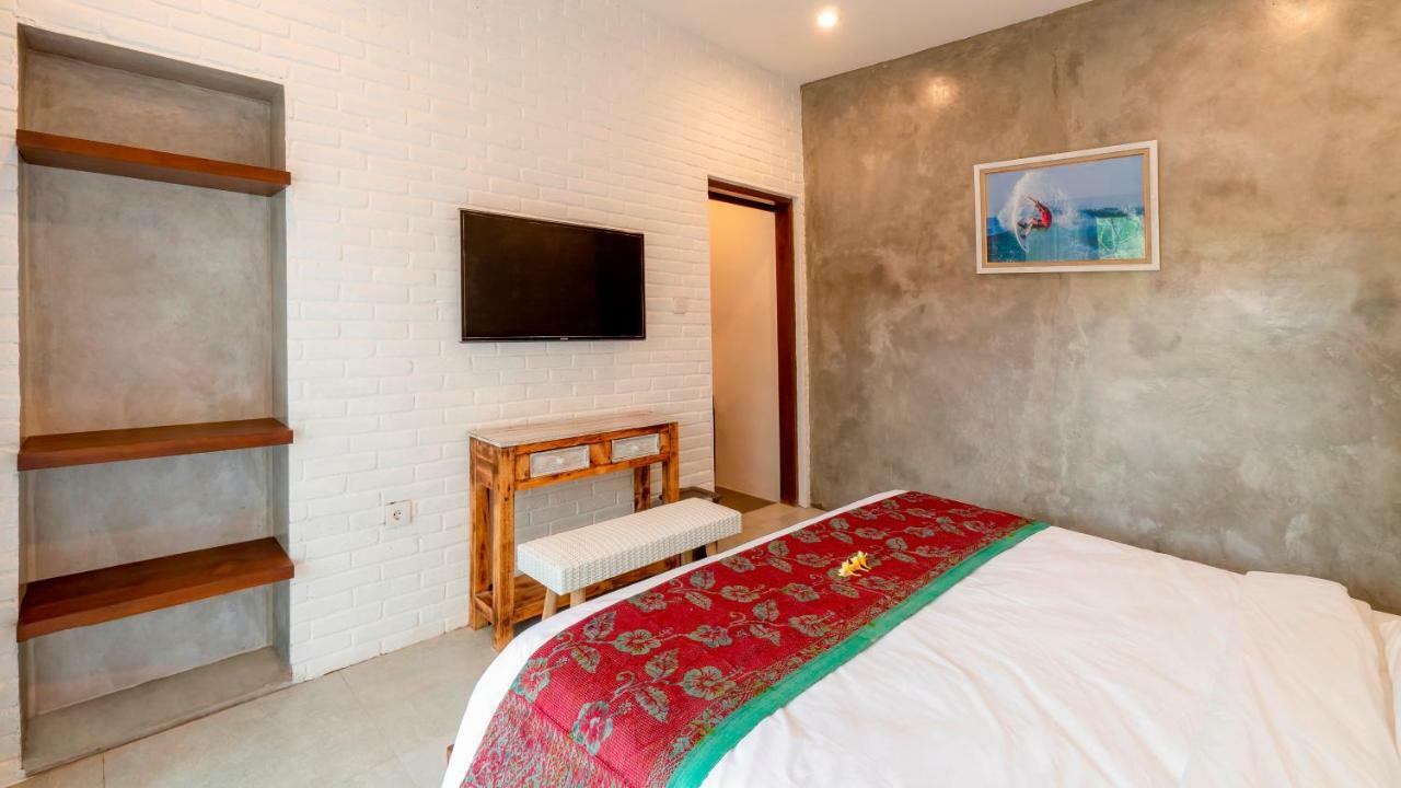 Utamas Keramas Hotel Buitenkant foto